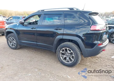 2020 Jeep Cherokee Trailhawk 4X4 z USA, uszkodzony, nr VIN 1C4PJMBX9LD633042